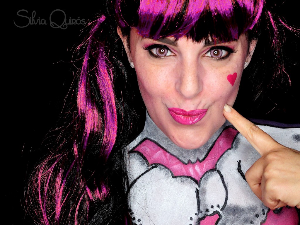 Draculaura de Monster High maquillaje