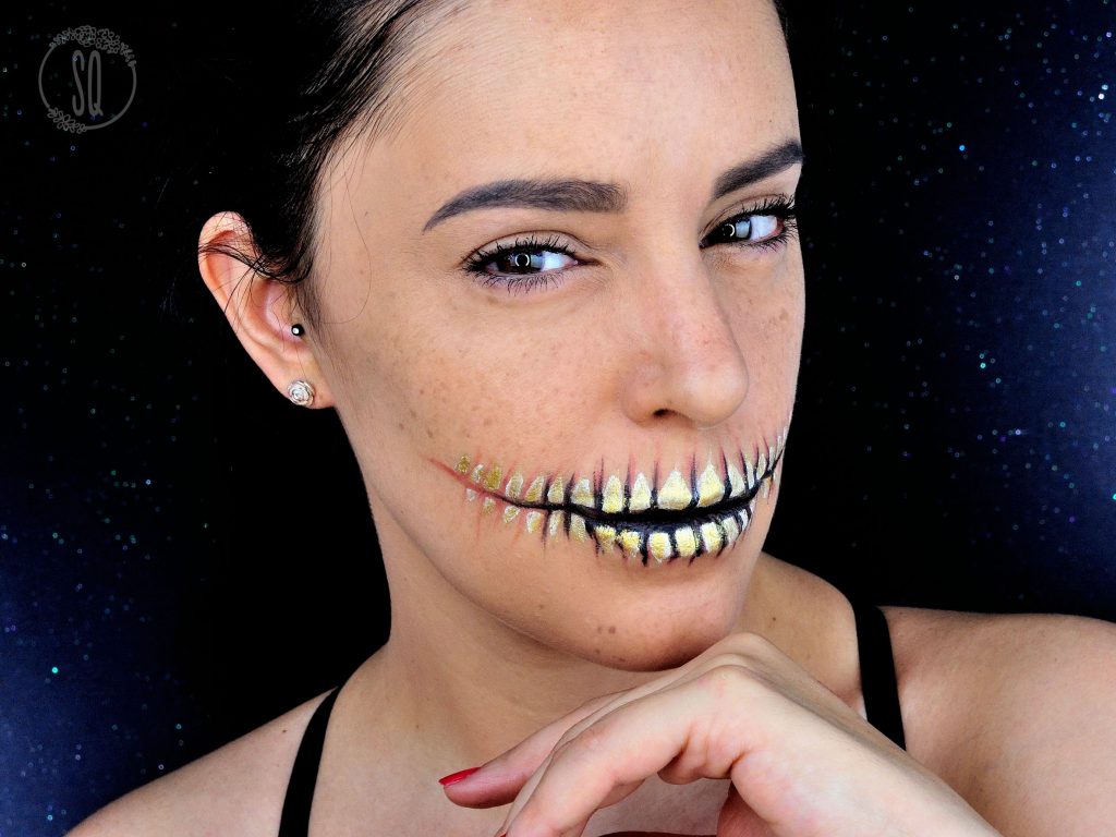 Easy skeleton mouth makeup tutorial