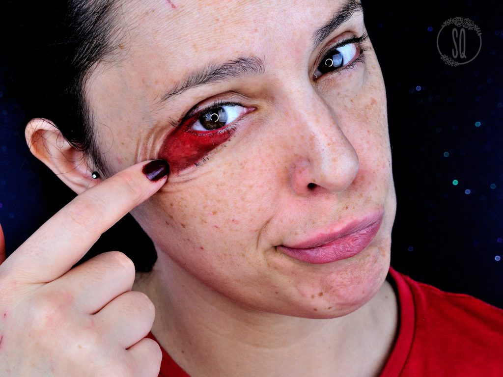 Tutorial easy stretched eye effect for Halloween