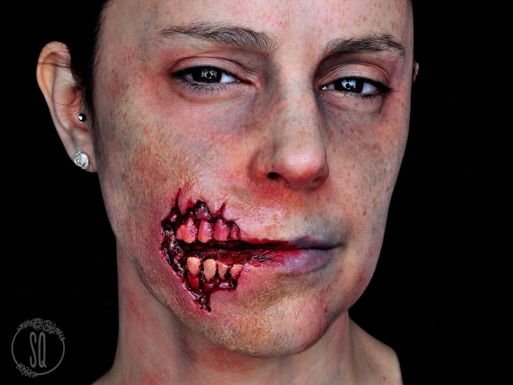 Tutorial of a very realistic Zombie with prosthetic