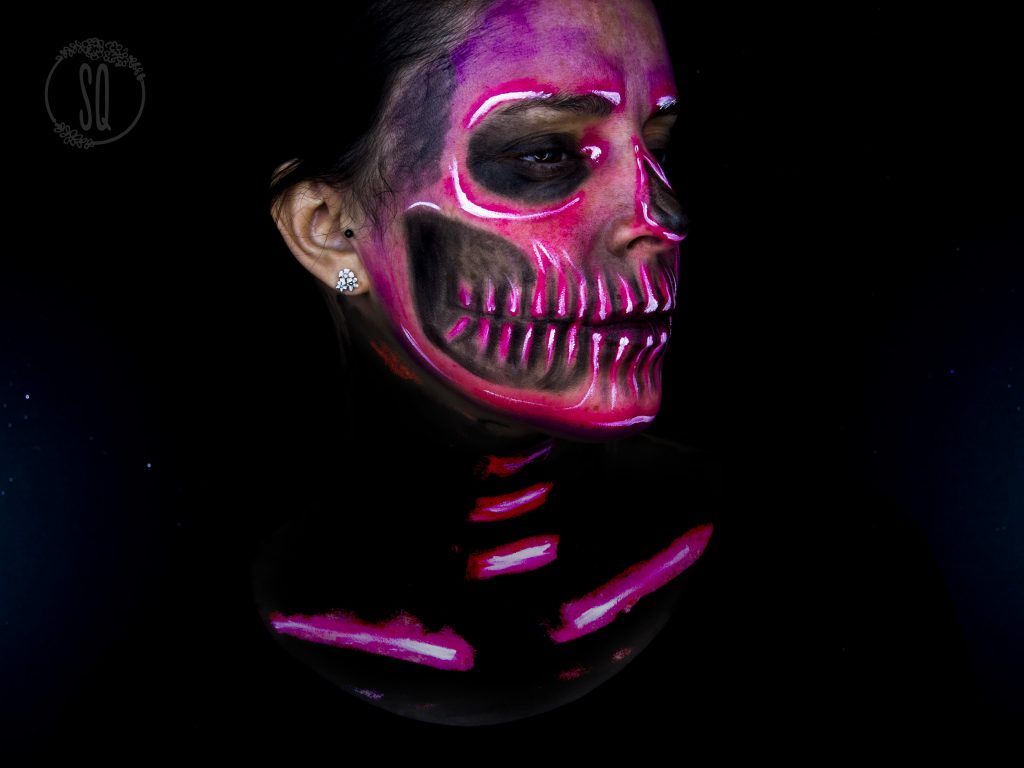 Maquillaje esqueleto neon